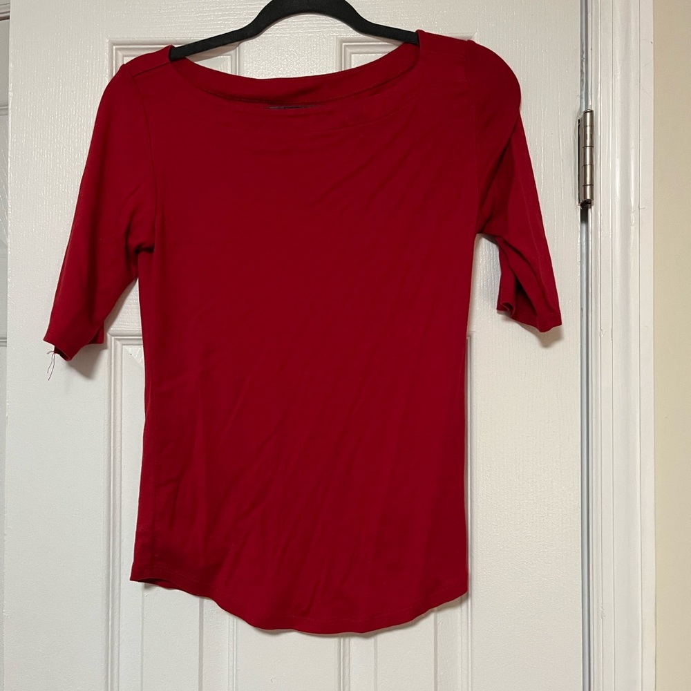 Andrea Jovine form-fitting 3/4 sleeves red top size medium